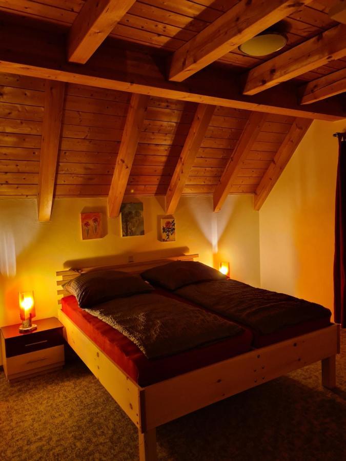 Ferienwohnung Helga Thalmassing  Экстерьер фото